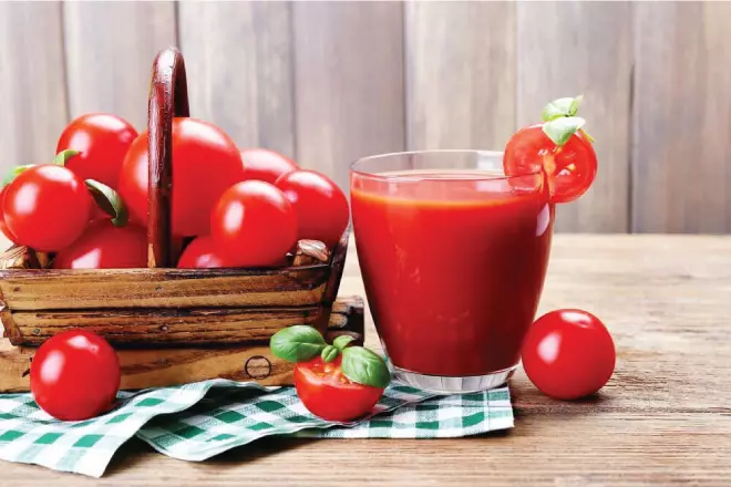 Nước ép cà chua phục hồi sức khỏe