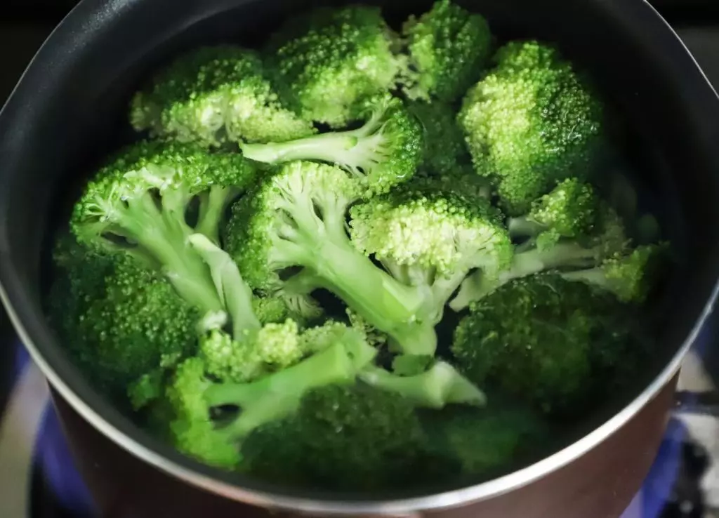 Bông cải xanh chứa các chất dinh dưỡng tốt cho não bộ