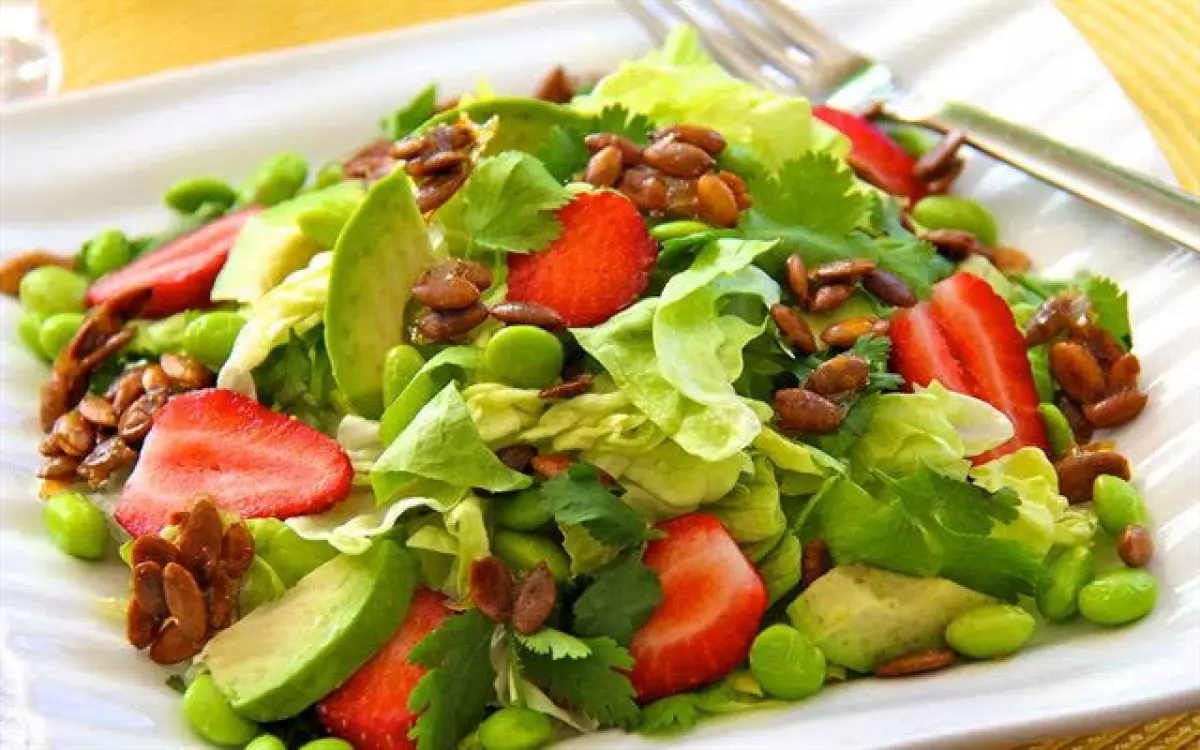 10 món salad rau ngon và dễ làm