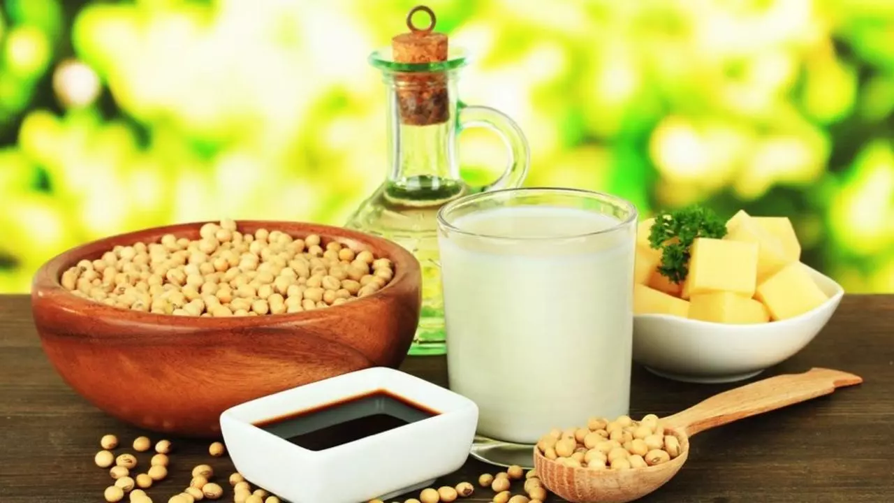 Đậu nành và các sản phẩm từ đậu nành là nguồn cung cấp protein.